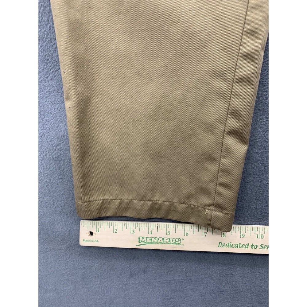 IZOD American Chino Pants Mens 32X32 Khaki Straight Fit Flat Front Pockets - Picture 9 of 16